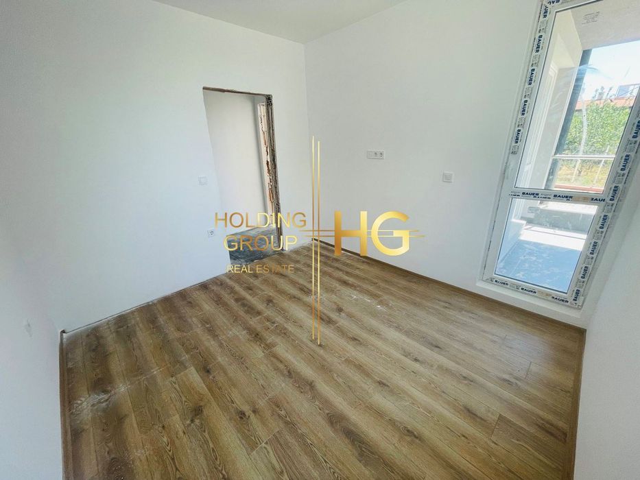 Продава се Двустаен апартамент в Варна, м-т Пчелина - 61 кв.м за 1436 €/кв.м - Снимка #3