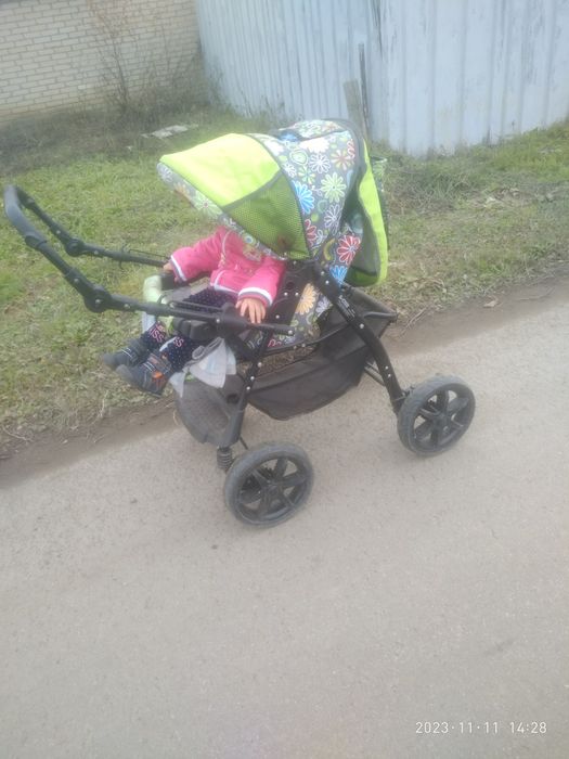 Продам коляску семисизонка
