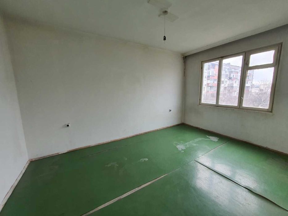 Продава се Тристаен апартамент в Пловдив, Христо Смирненски - 82 кв.м за 659 €/кв.м - Снимка #11