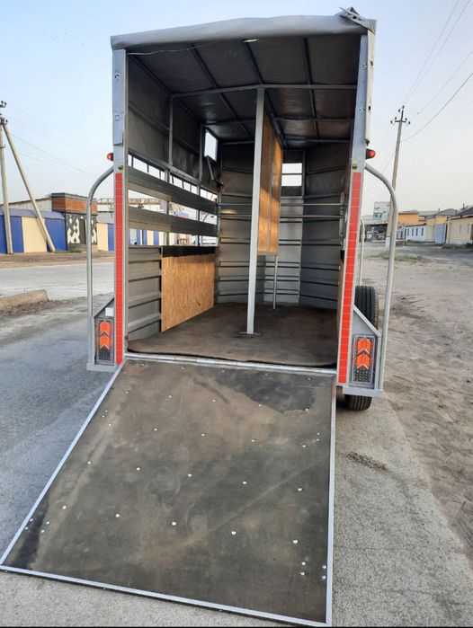 Коневозка  хит прицеп