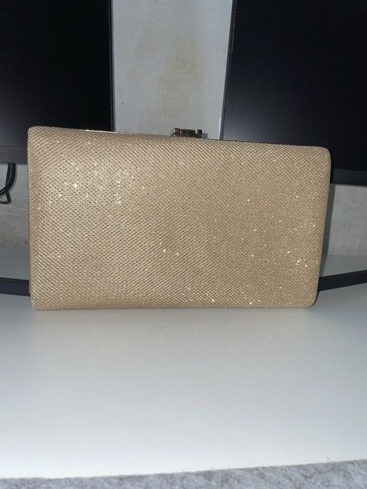 Клатч на цепочке