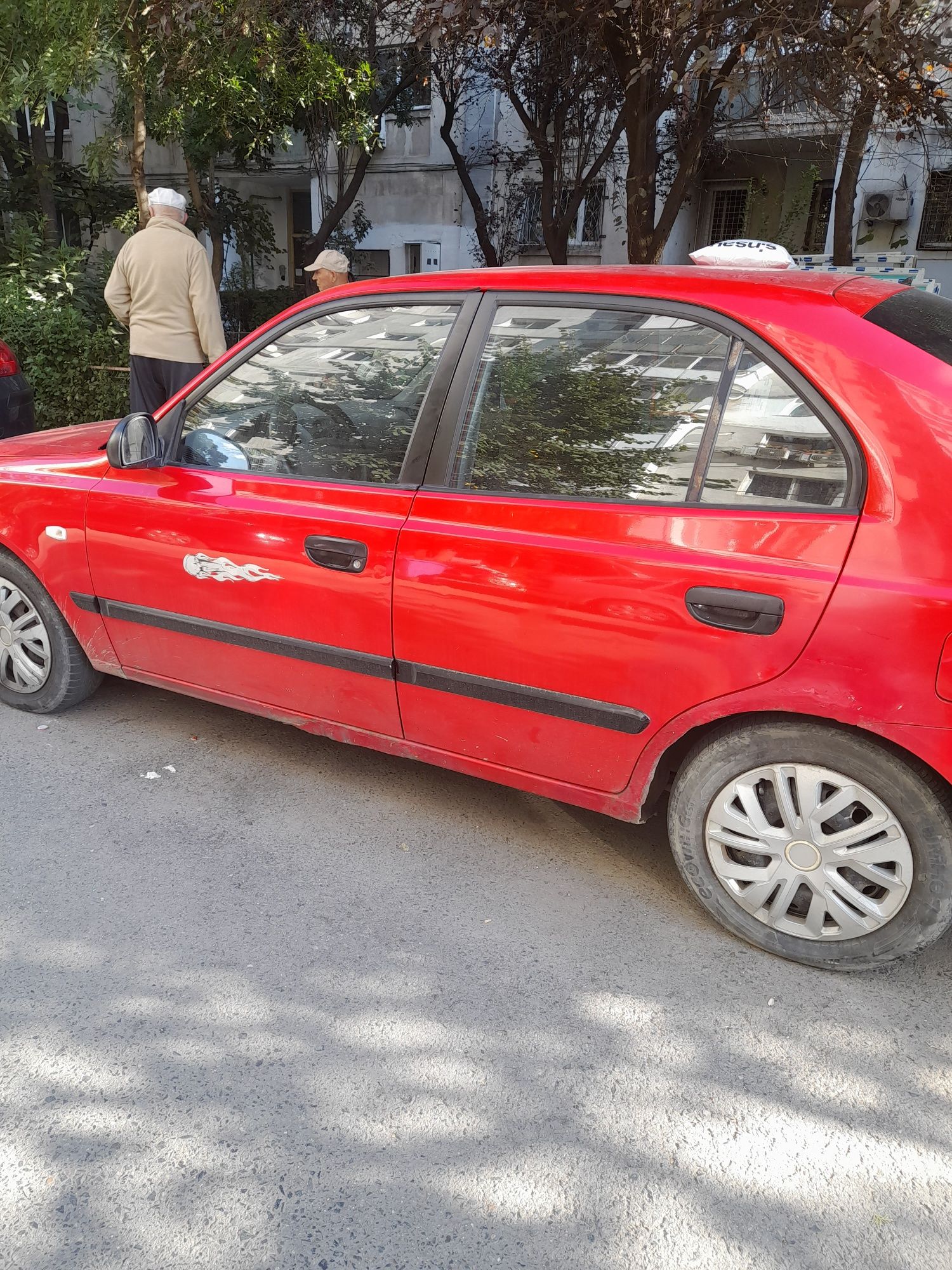 Hunday accent 2004 Bucuresti Sectorul 2 • OLX.ro