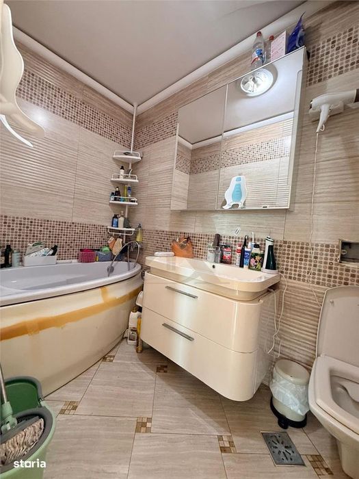 Centru Prefectura , apartament 4 camere , vedere unica !