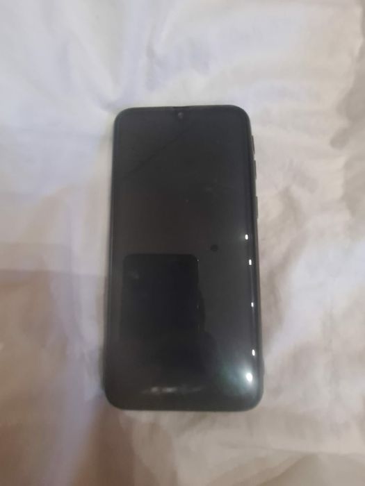 Samsung a40 4/64Gb