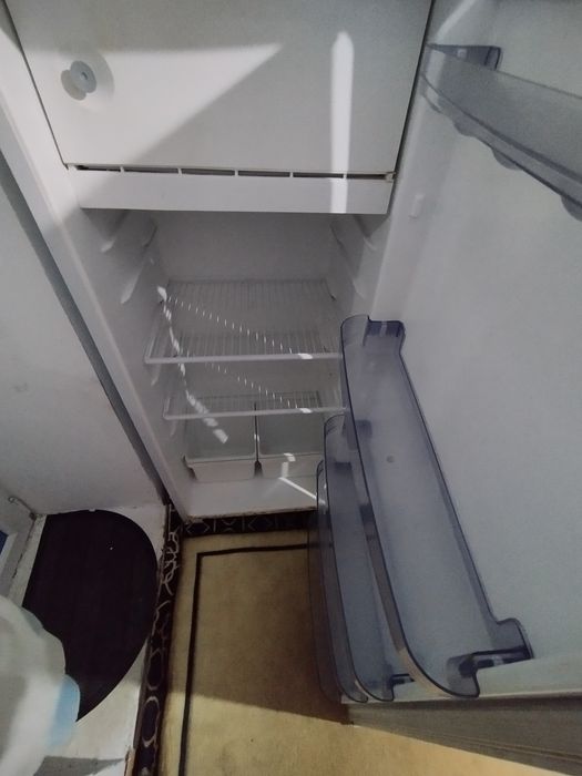 Холодильник  бирюса