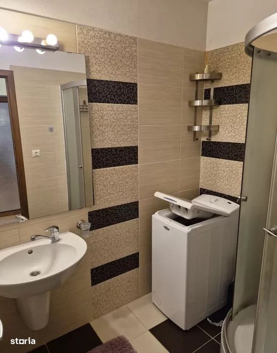 Garsonieră Premium | Piața Victoriei | 100 M De Metrou | Balcon | 40