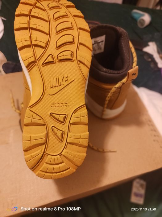 Ghete Nike mania ,38,5