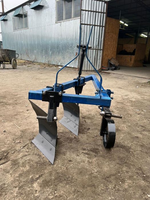 plug 2 trupite brazde cormoane tractor 18 - 22 cai 1 090 lei