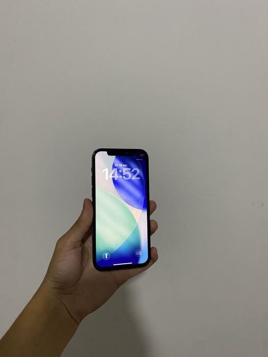 Продам срочно iPhone 12 128GB