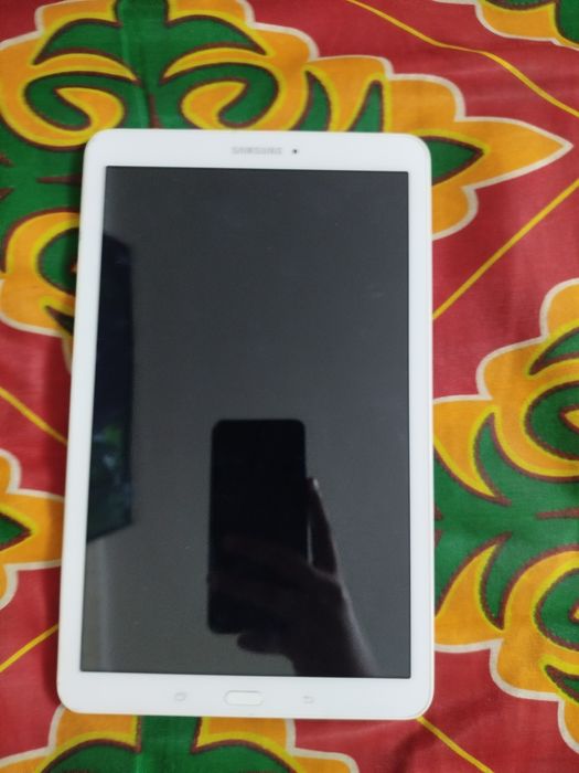 Планшет Samsung Tab E (продать или обмен)