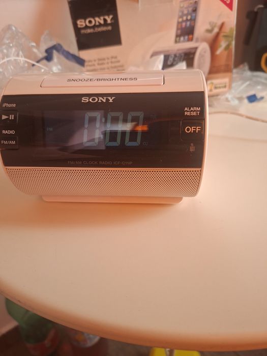 Vand radio ceas sony