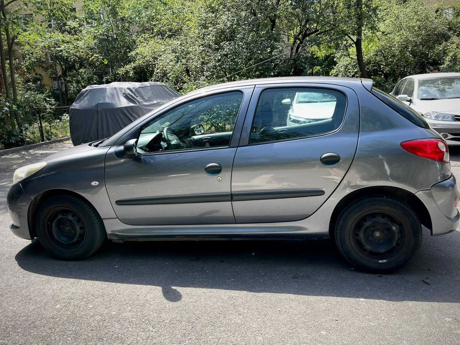 PEUGEOT 206 2012 — imagine 3