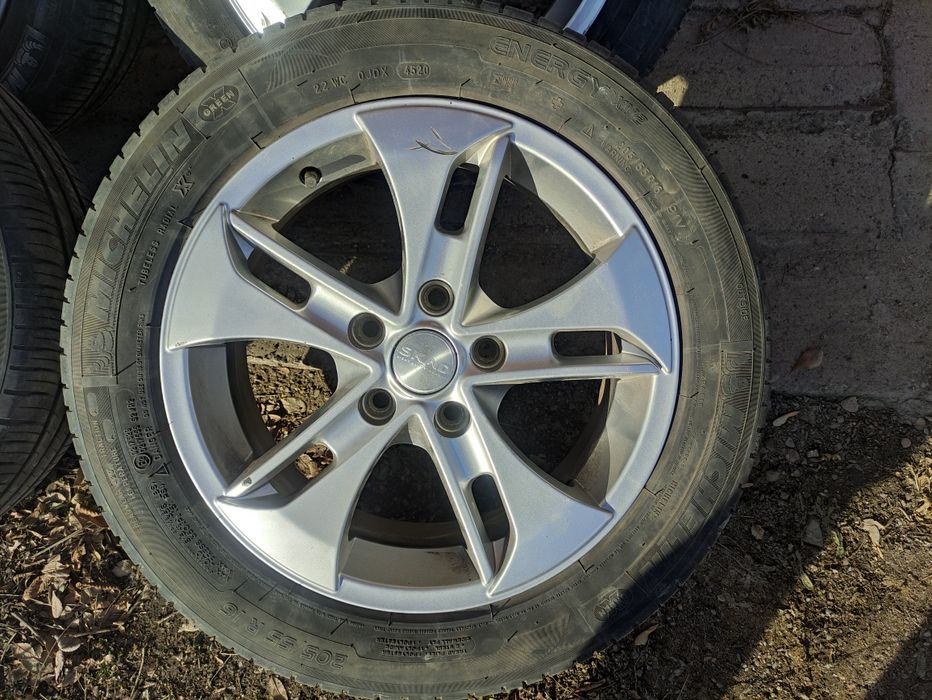 Диски R16 на Volkswagen джетта, пассат