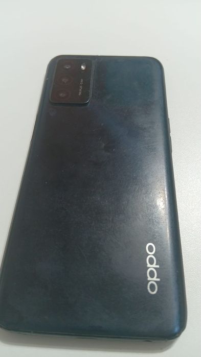 Продам телефон oppo