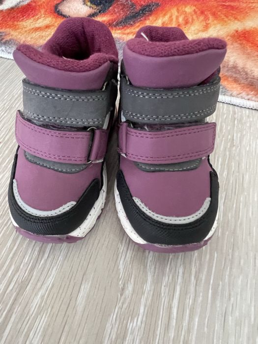 Ботинки и кросовки Tombi