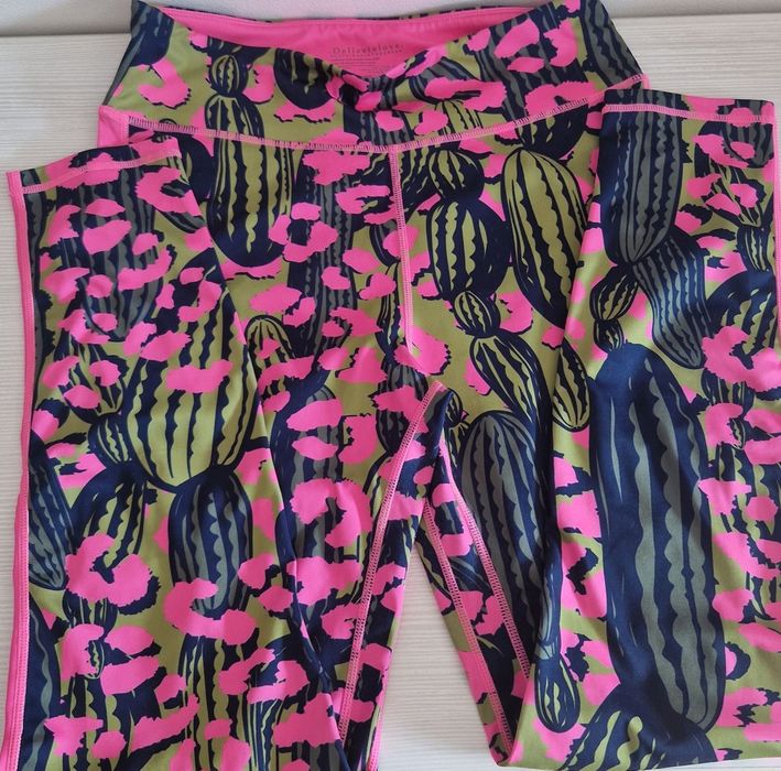 Клин Delicate Love

Yoga wear 

Размер XL

Носен 2-3 пъти, неразличим от нов.

Цена 15 евро

#ReVoilà