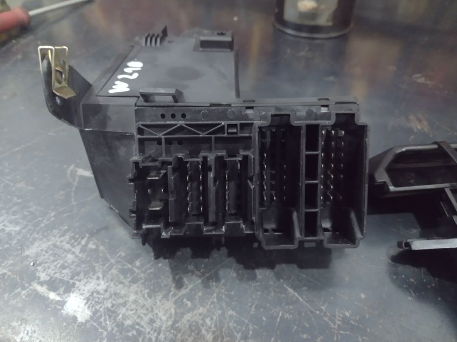 Ключ за Фарове за Мерцедес w210