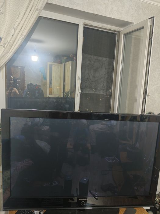 Телевизор SAMSUNG