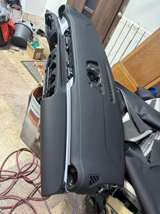 Retapitare volane/ plafoane / borduri auto