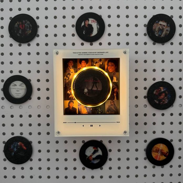 NFC магнит с мелодией Michael Jackson