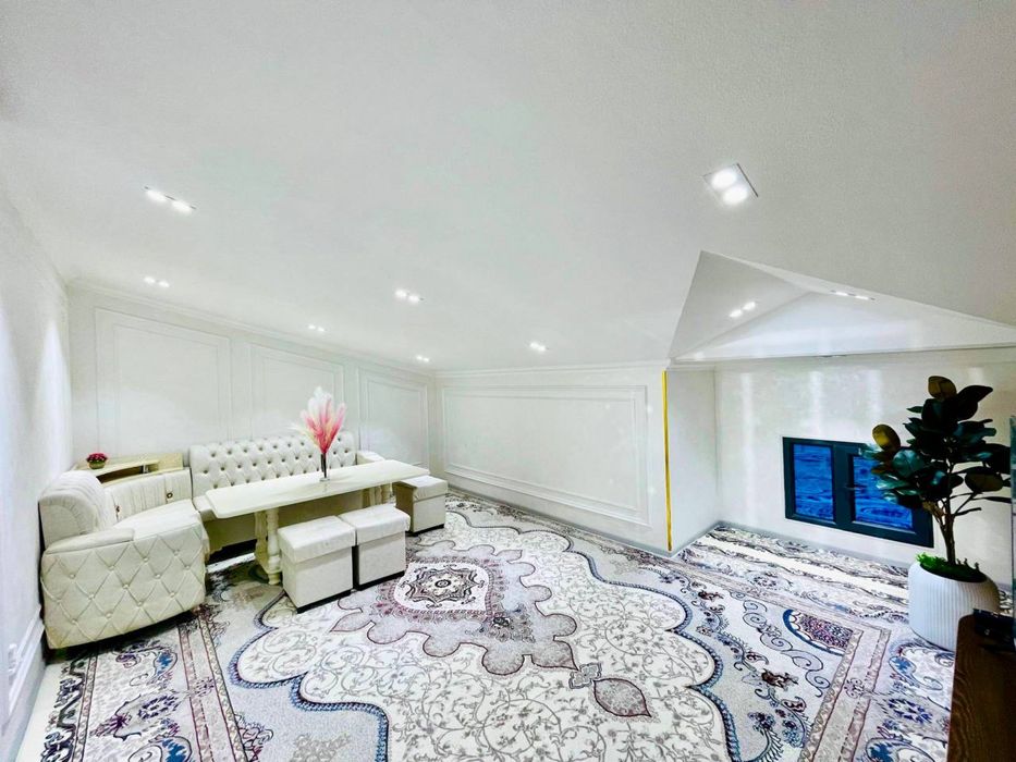 Продажа Мансард 4 ком Ахунбаева