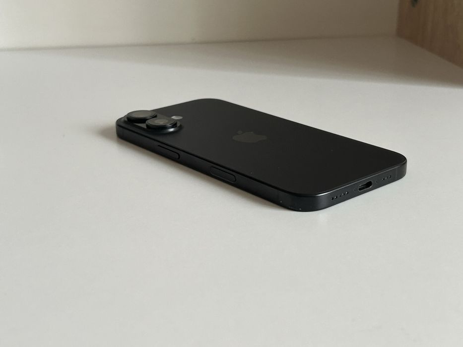 Iphone 16 128gb.