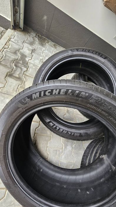275/45/21 MICHELIN