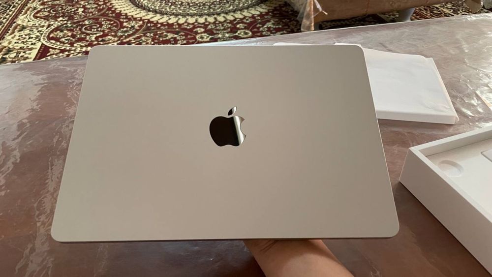 MacBook Air M2   8/512 GB