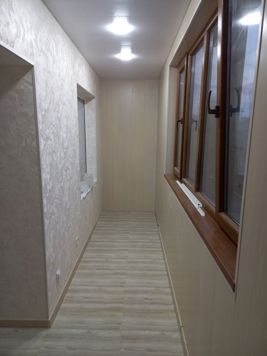 Поклейка обоев любой сложности.