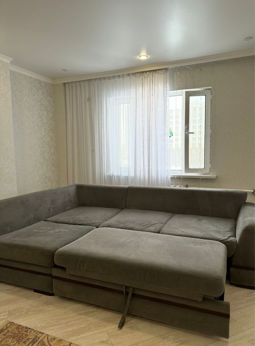 Продаю диван угловой