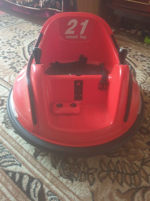 Mașinuță cu radio comandă