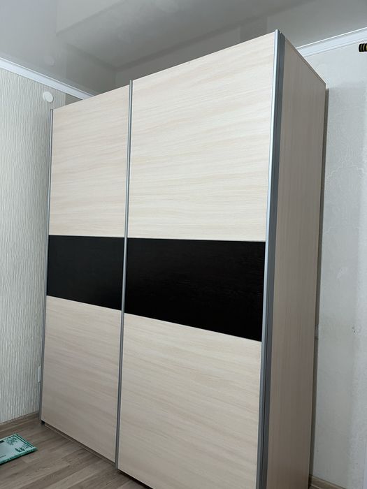 Продаю вместительный шкаф