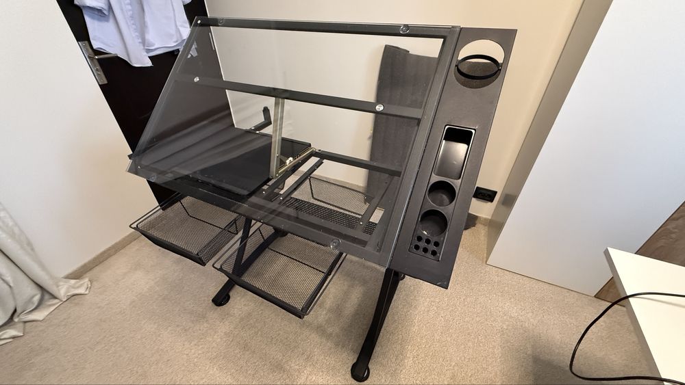 Birou de desen (suprafața de lucru 90x60 cm)