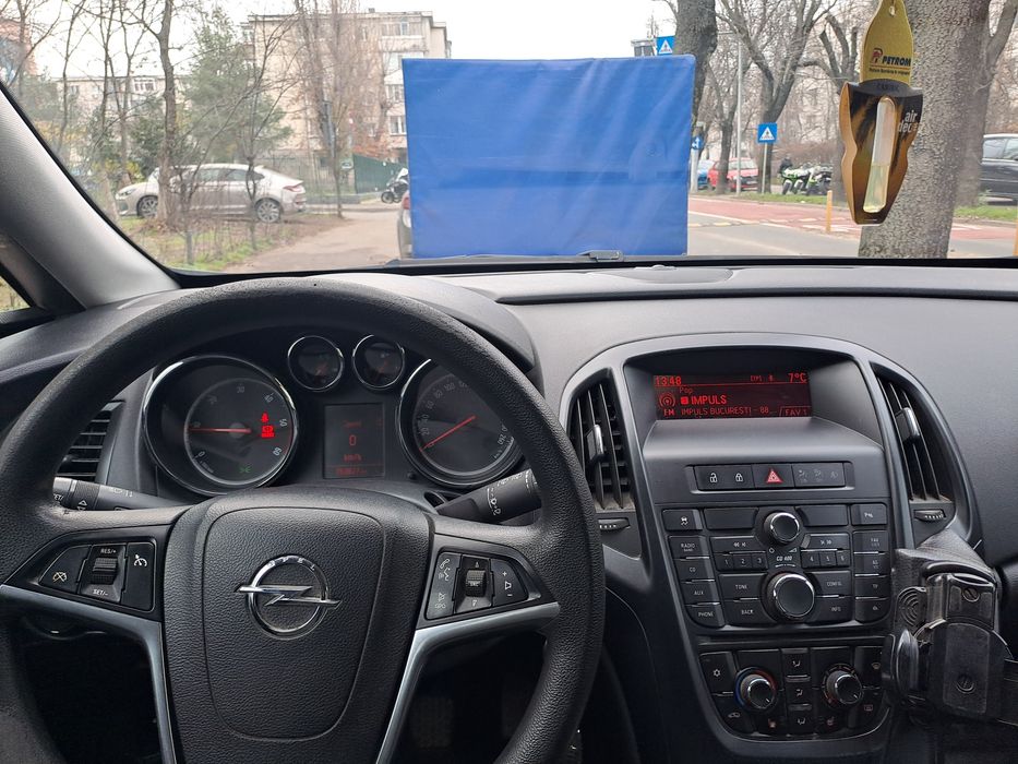 De Vanzare Opel astra j