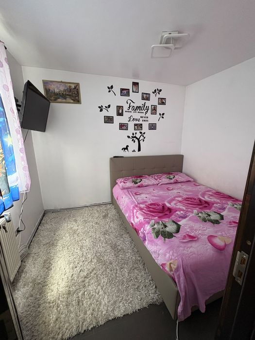 Vand apartament in Zavoi bloc 20