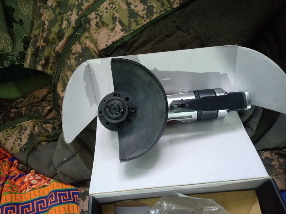 Шлифмашинка. Строительная..