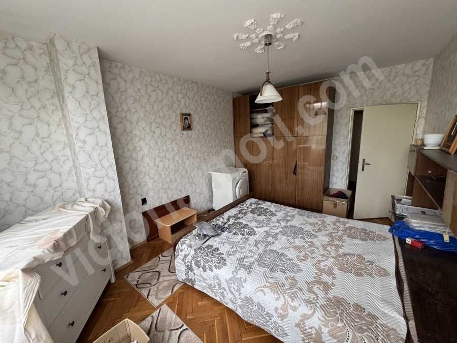 Продава се Тристаен апартамент в Велико Търново, Център - 78 кв.м за 1552 €/кв.м - Снимка #3