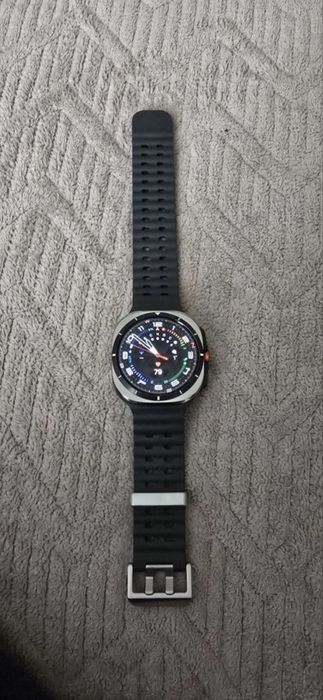 Samsung galaxy watch ultra titanium