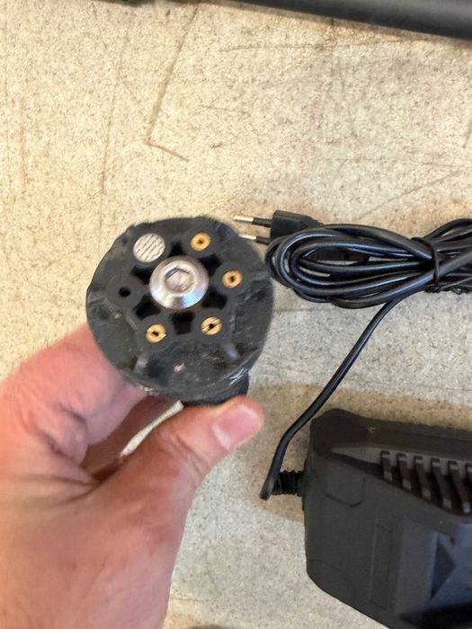 072110 R20 Водоструйка 2,5MPa 3,3L/min 4Ah 6в1 дюза RDP-CHPC20