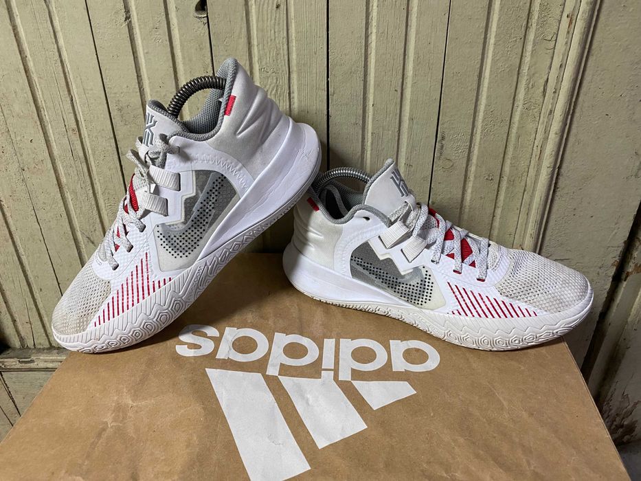 ''NIKE Kyrie Flytrap V''оригинални маратонки 40.5 номер