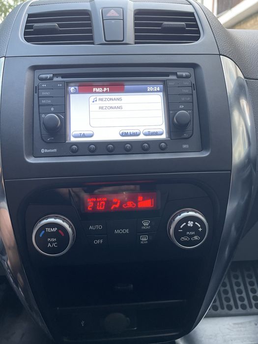 Навигация за Suzuki SX4