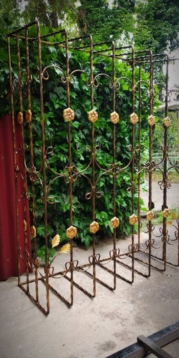 Oyna panjaralari-оконные решётки