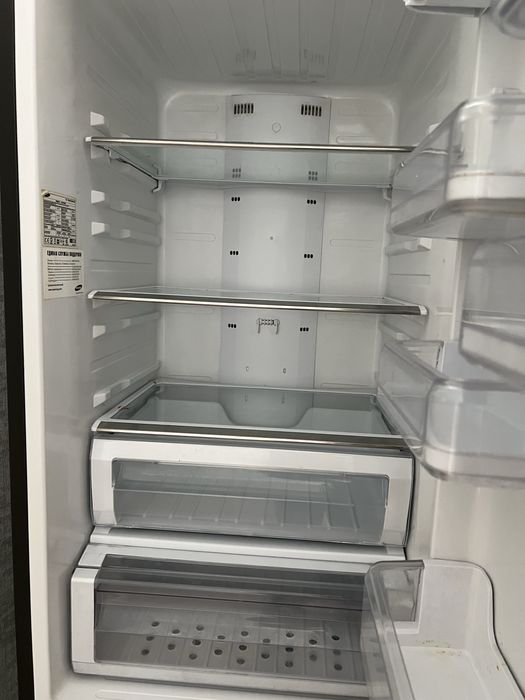 Холодильник рабочий