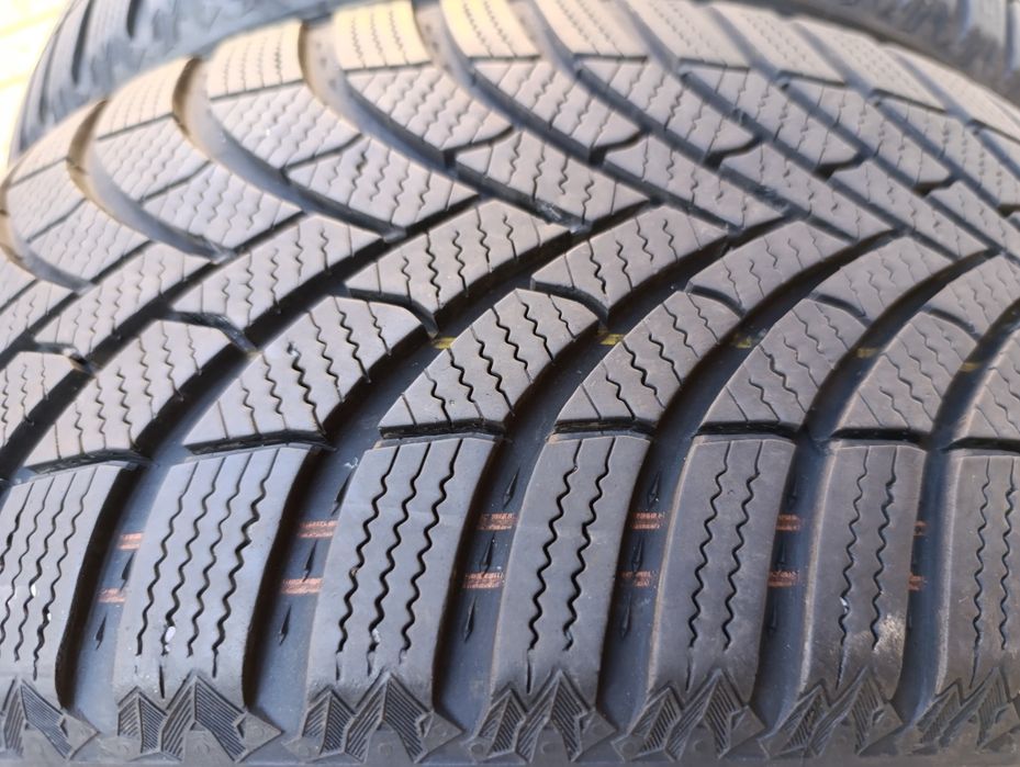 Зимни гуми Semperit 205/50/17 Speed-Grip 5