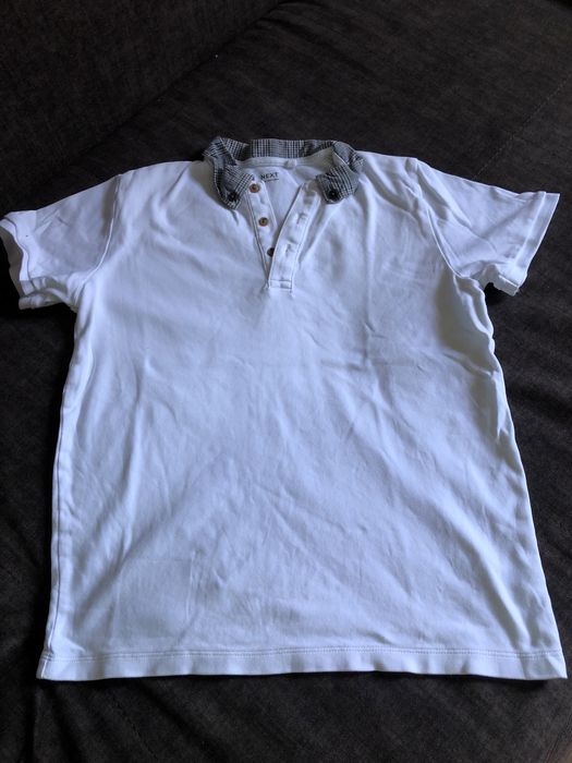 Продавам тениски 11/12 годишно