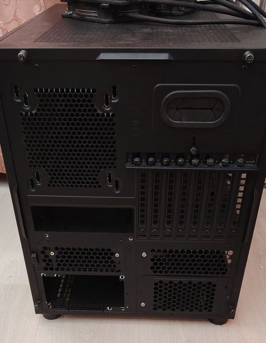Carcasa Thermaltake Core X5, CubeTower