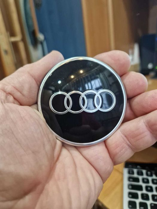 Cablu original Volkswagen USB-C 70 cm / Capace centrale jante audi