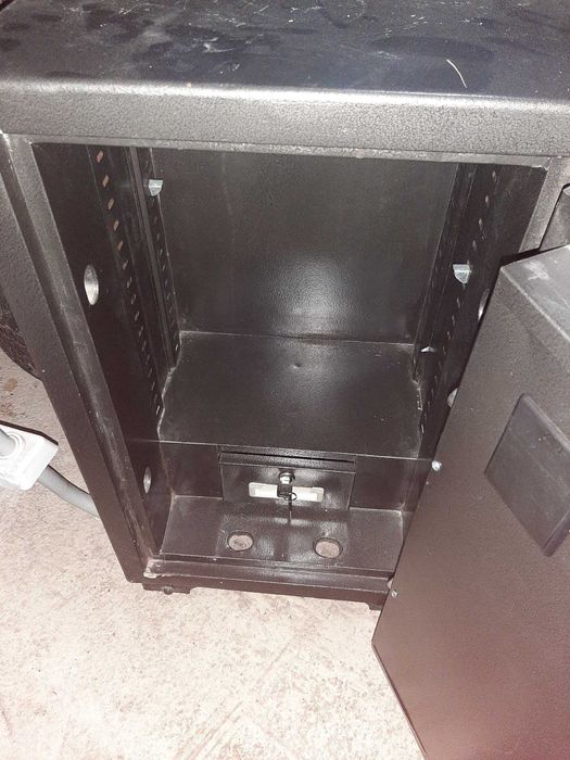 Сейф огнеустойки