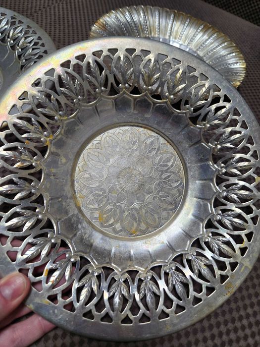 Декоративни чинии от алуминий
