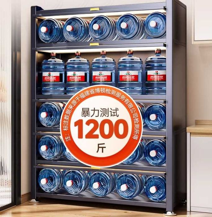 Полочки для посуды в металлическом кухонном шкафу